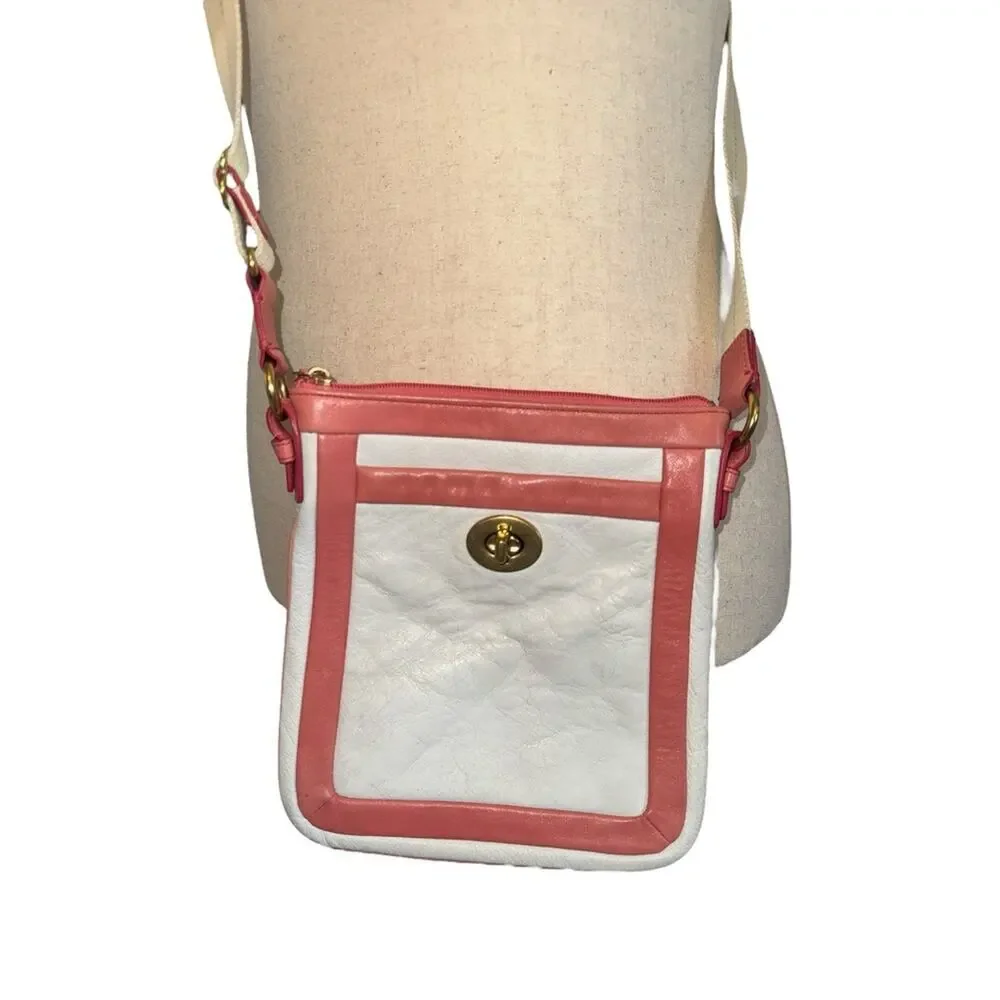 Coach‎ Legacy White Leather Crossbody Turnlock Pink Trim Adjustable Strap